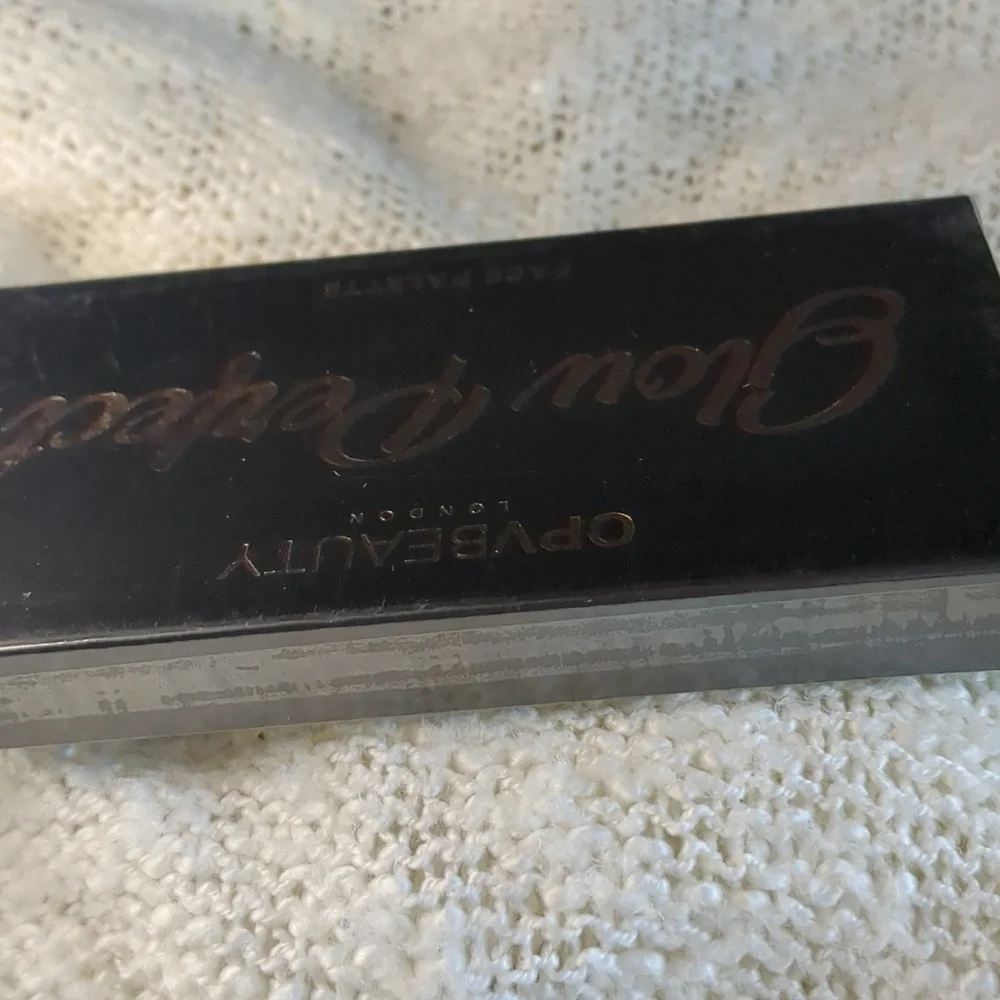 OPV Beauty SHADE 3 (GLOW PERFECT) Face Palette, 13.5g/0.48oz
